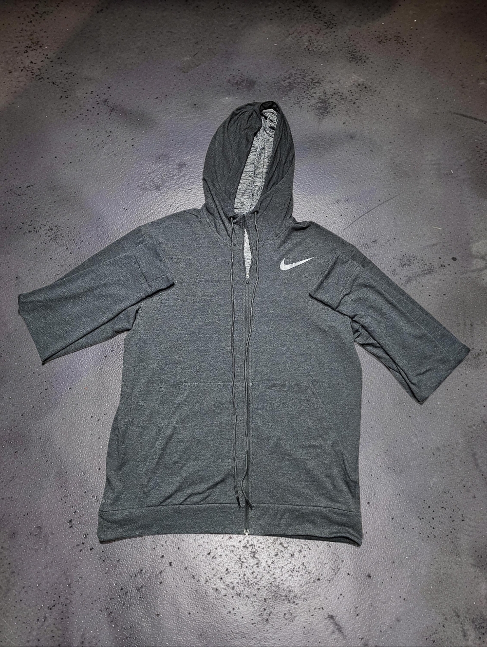 NIKE Dark Gray Long-Sleeve Hooded Zip Jacket. Size LG.